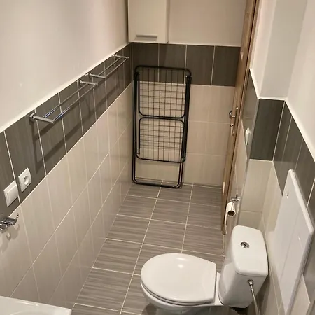 Apartman Nedaleko Centra Mesta Michalovce Exteriér fotografie