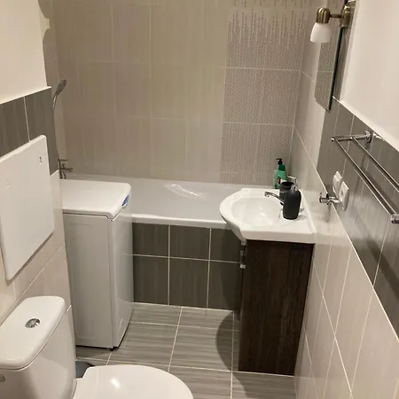 Apartman Nedaleko Centra Mesta Michalovce Exteriér fotografie